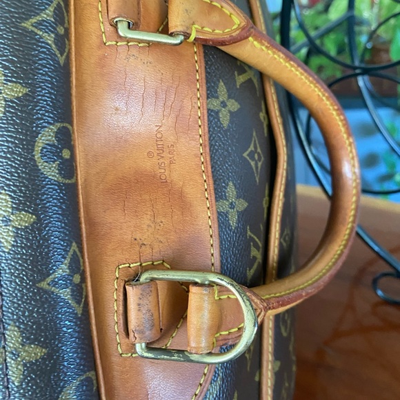 LOUIS VUITTON Monogram Deauville - Picture 10 of 16